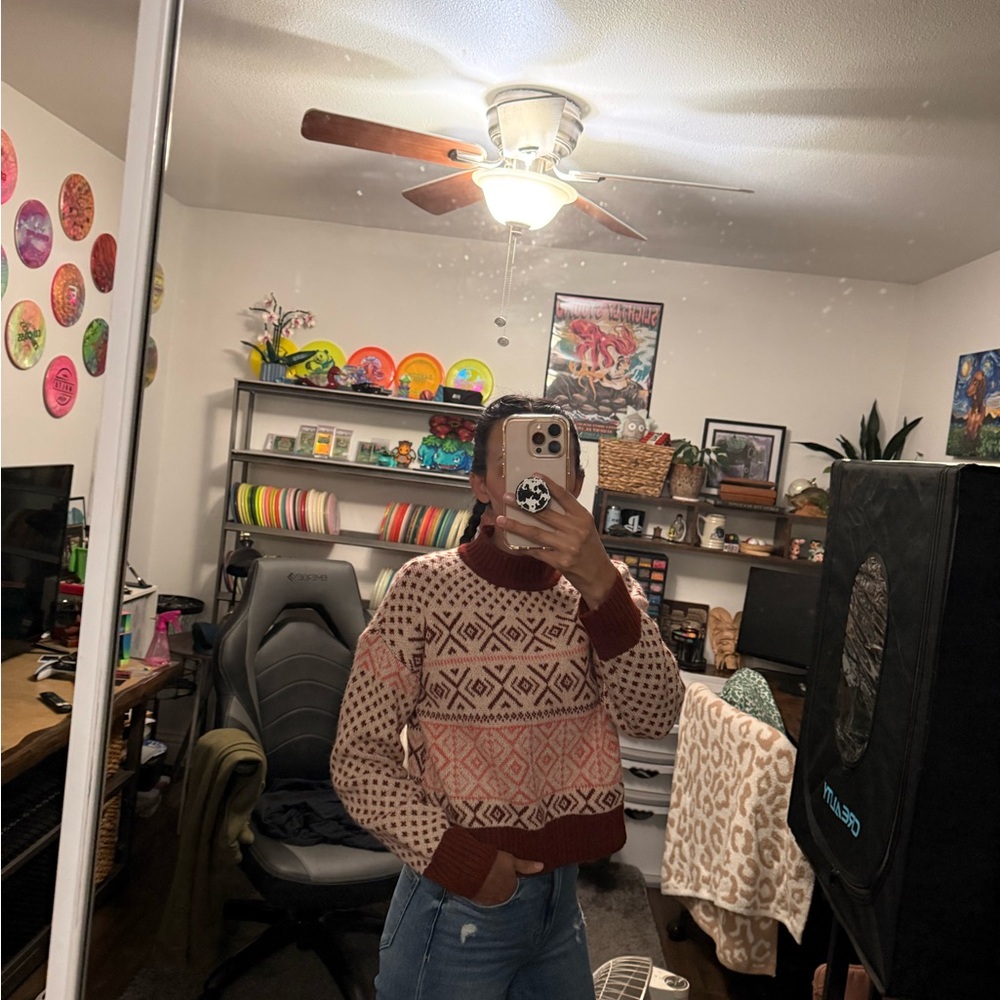 American Eagle Outfitters Women's Turtleneck Sweater - Brown and Cream